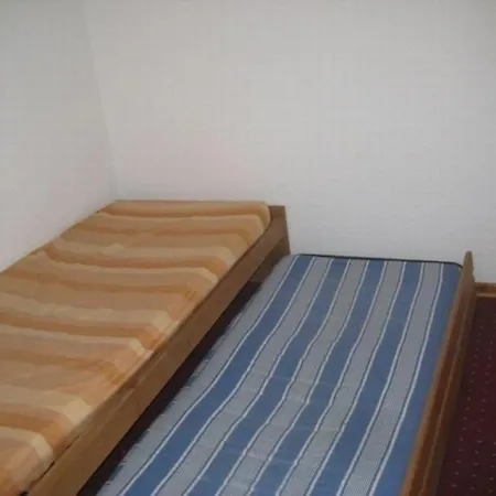 Zenith Apartment *